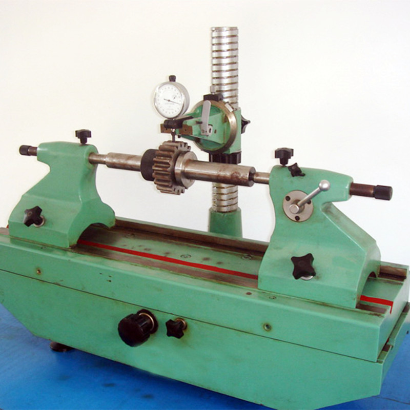Runout tester