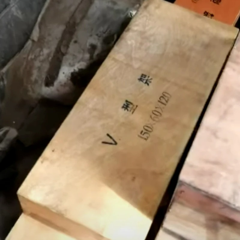 Pagpadala mga video sa magnetic v-shaped frame ug magnetic square boxes